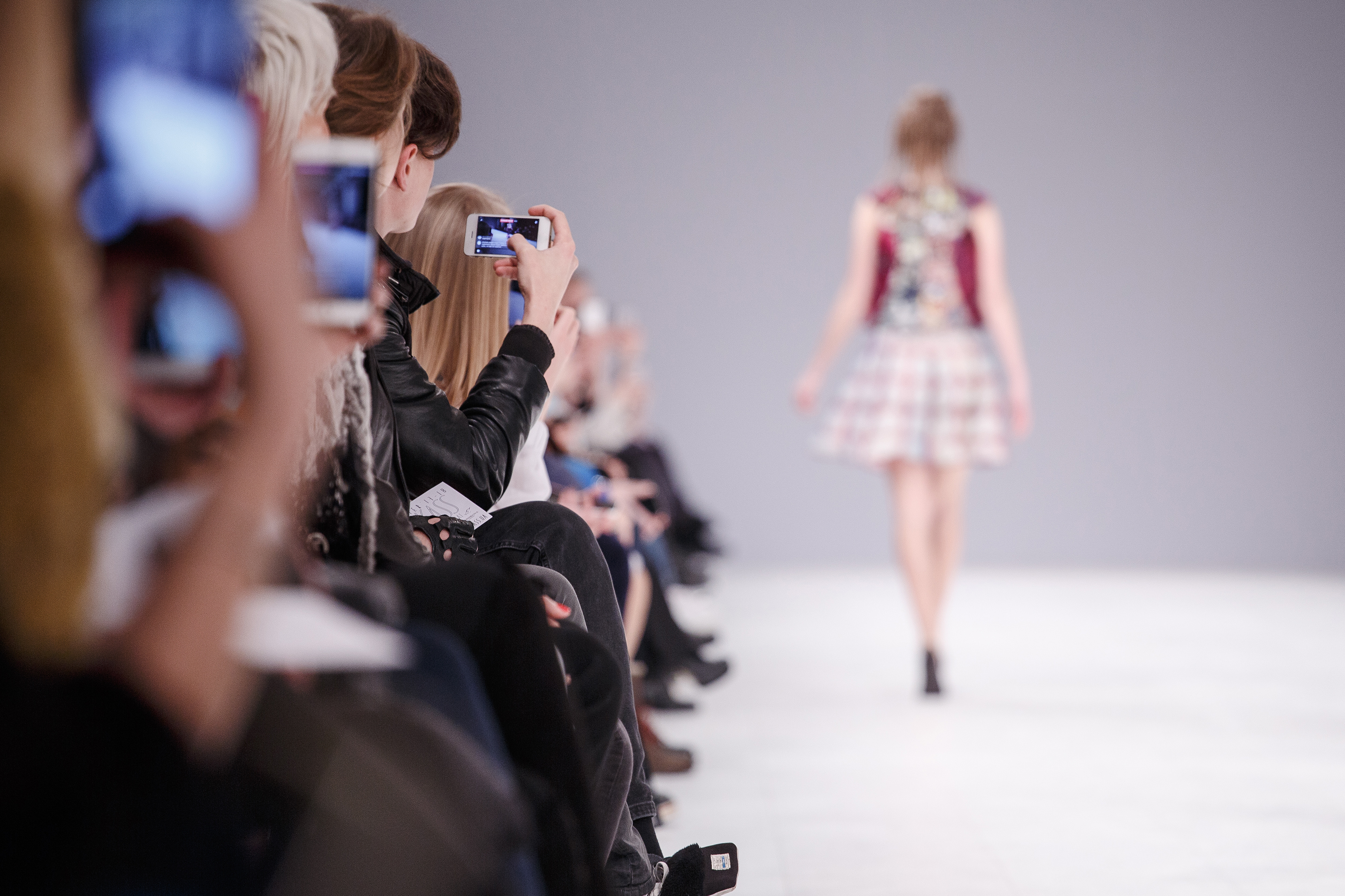 How Can Fashion Brands Expand Their Online Visibility During Fashion Week?